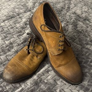 Clarks Tan Leather Oxfords Men’s Size 10